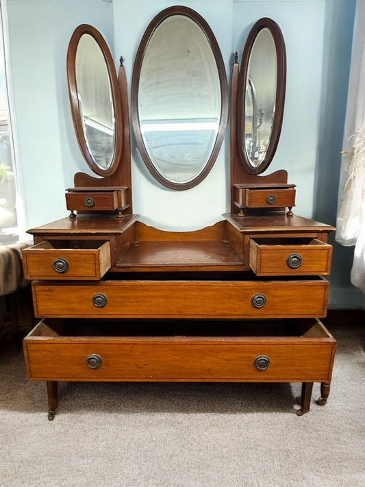 Antique Furniture Mahogany Vanity Dressing Table
